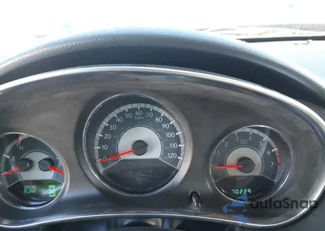 2013 Chrysler 200 Limited z USA, uszkodzony, nr VIN 1C3CCBCG1DN702270